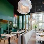 ホテル Ibis Styles Ahoy