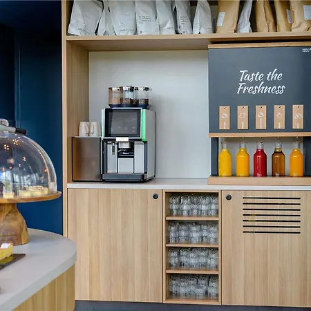 Ibis Styles Ahoy 酒店 *