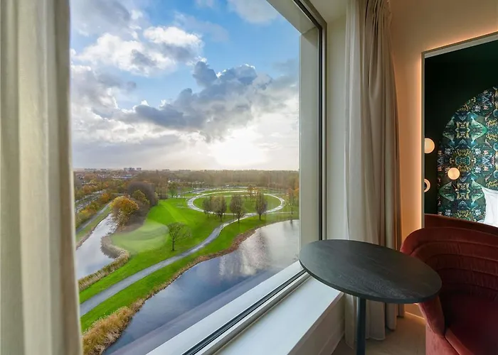 Ibis Styles Ahoy * ロッテルダム