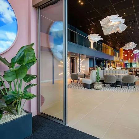 Ibis Styles Ahoy 酒店 *